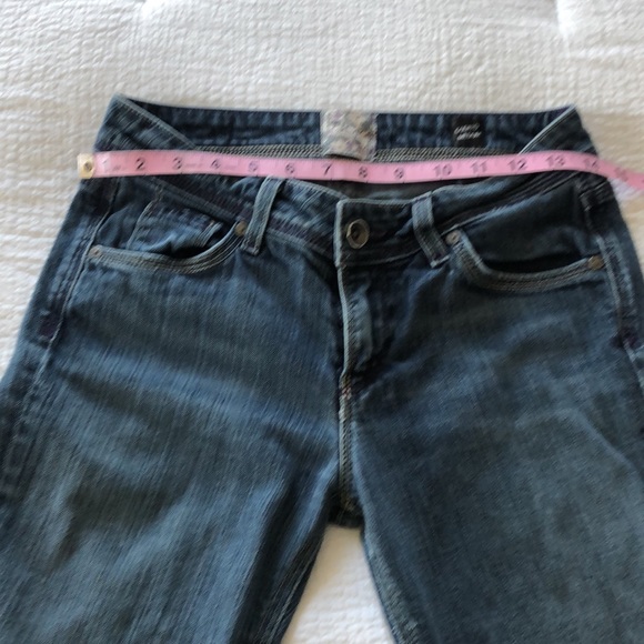3GR Medium Wash Denim Straight Cut Jeans | Size 28 | Mid Rise - Picture 3 of 16